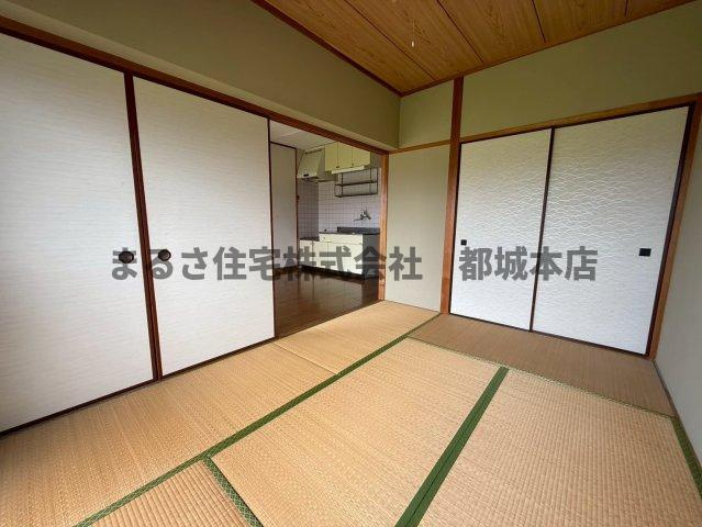 ピアコート旭の和室