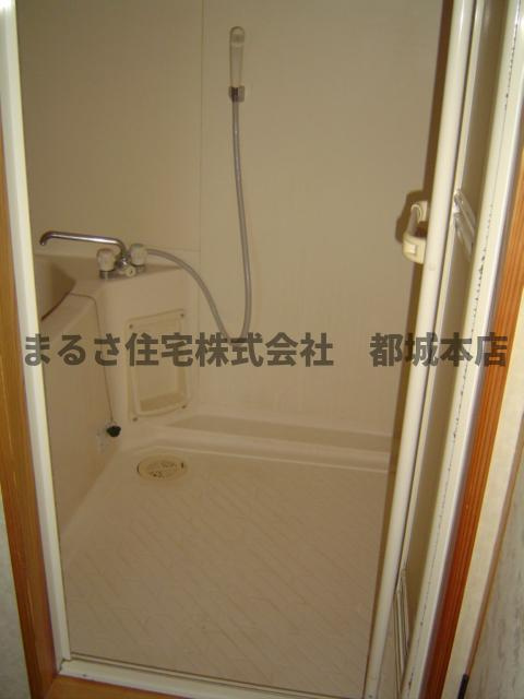 ピアコート旭の浴室|落ち着いた空間のお風呂です