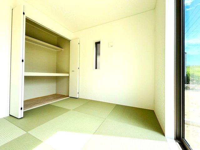 クワイエ　岐阜市河渡第１　全4区画分譲の和室|一室あると便利な和室は、ご来客時はもちろん、お子様のお昼寝や遊び場、寝室としてもご利用いただけます。
日本の良き文化を引き継ぐ、色々な用途で使える、癒しの空間です。