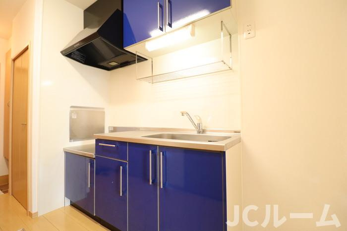 ロイヤルガーデン絆Dのキッチン