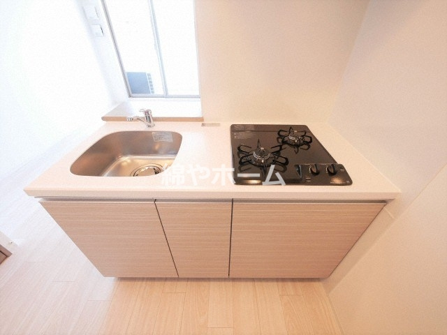 レジュールアッシュOSAKA今里駅前のキッチン|使いやすいキッチンです