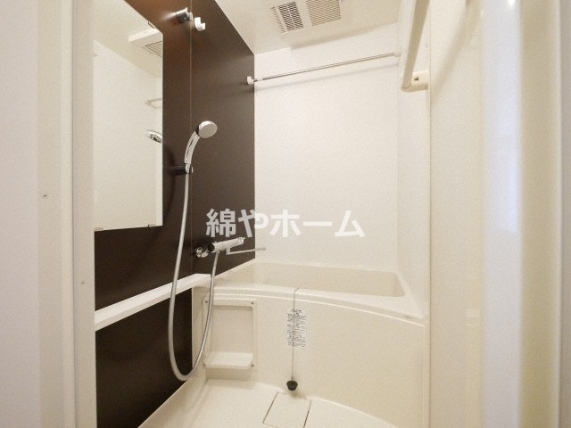 レジュールアッシュOSAKA今里駅前の浴室|お風呂で日々の疲れを落としましょう