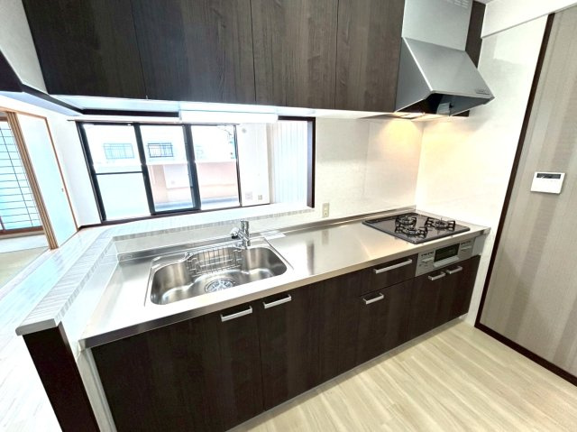 ◆京阪丹波橋駅徒歩４分◆リフォーム済み◆スーパー徒歩５分◆子育て環境良好◆ライオンズマンション伏見のキッチン|キッチン