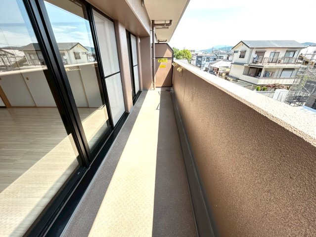 ◆京阪丹波橋駅徒歩４分◆リフォーム済み◆スーパー徒歩５分◆子育て環境良好◆ライオンズマンション伏見のバルコニー|バルコニー