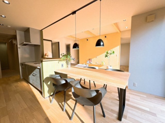 【ダイニング】 | 大津市瀬田三丁目 天然木デザイン平屋建売