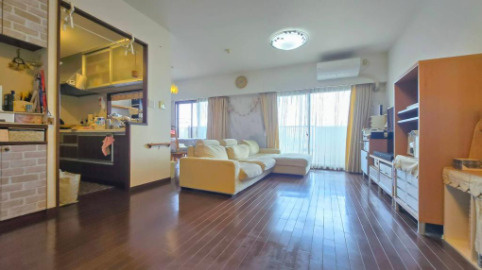 デュオプレステージ明石魚住パラーシオの居間・リビング|広々２２帖