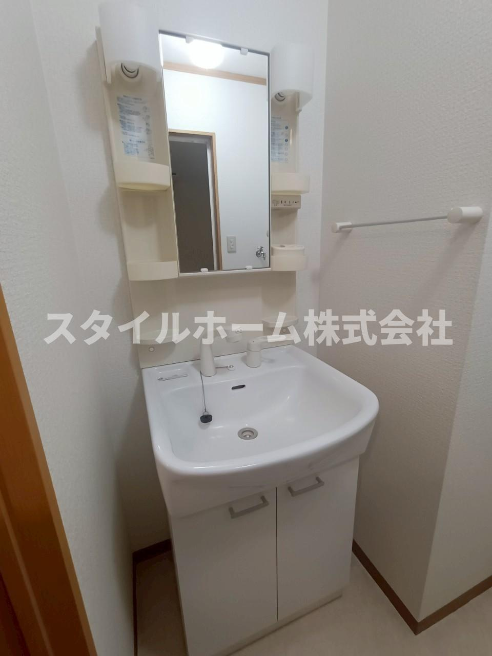 ハイステージ桜Aの洗面所