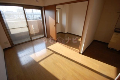 【内装】 | メイワコンチネンタル