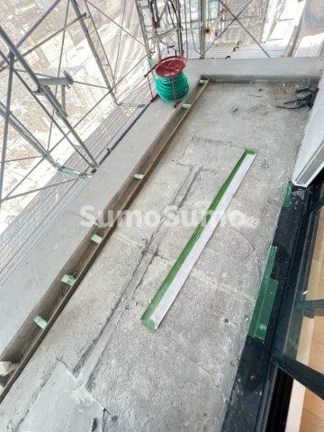 スプランディッドⅨ(ナイン)のバルコニー|暖かな日差しのふりそそぐバルコニー