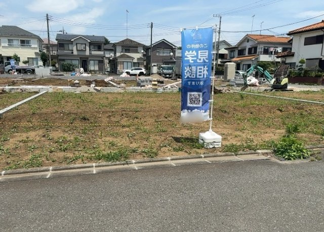【外観】 | 土地を買う際、住む地域の自治体や福祉の補助制度にも注目してみましょう。子供や老人の医療補助やゴミ出しのルールなど、自治体によってルールに大きな違いがあるため、暮らしやすい土地で判断するとよいでしょう。