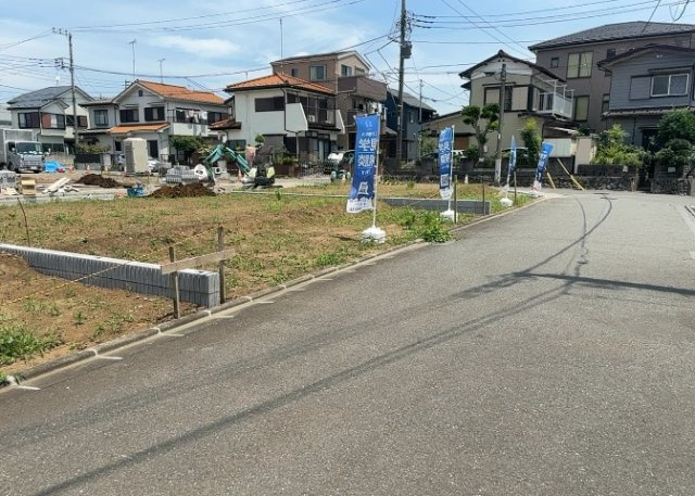 【外観】 | 物件の詳細については、現地を見てわかること以外に、役所や法務局などで調べないとわからないことがあります。そのため、現地に行く場合は、もしこの物件を買ったらどのような生活ができるかをイメージしましょう。