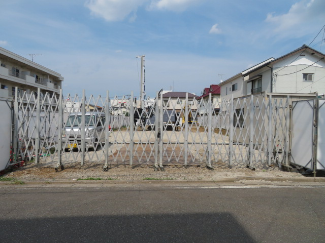 さいたま市北区東大成町２丁目の倉庫の外観