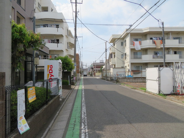 さいたま市北区東大成町２丁目の倉庫の周辺
