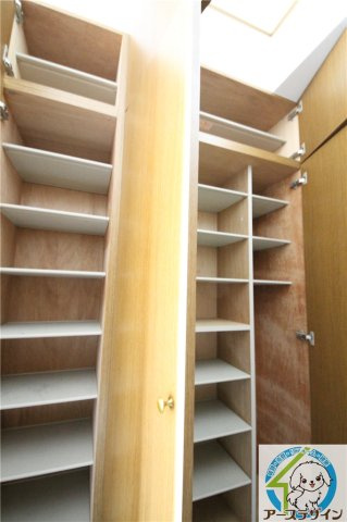 パストラルコートの玄関|※類似部屋