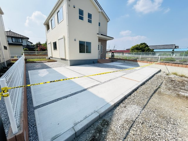 新築　前橋市川曲町第2　Livele Garden.S　１号棟の駐車場|現地写真　駐車スペースは2台分可能です！
