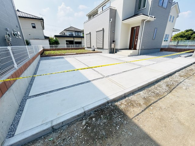 新築　前橋市川曲町第2　Livele Garden.S　2号棟の駐車場|現地写真　駐車スペースは2台分可能です！
