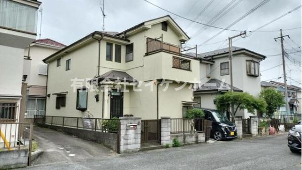 行田市持田2丁目　中古戸建の前面道路含む現地写真