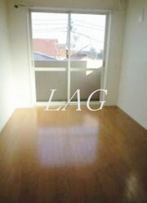 【居間・リビング】 | ビラクレシア | 洋室のお部屋です。