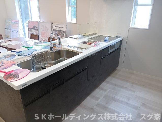 福知山市長田新築住宅１号地のキッチン