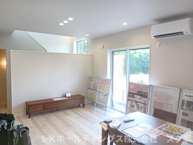 福知山市長田新築住宅１号地の居間・リビング