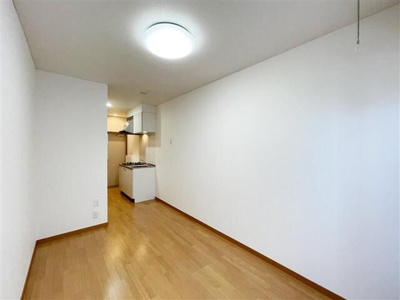 【寝室】 | ソフィアコーポ上沢 | 落ち着いて過ごせるお部屋なので、寝室にいかがでしょうか