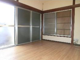 東村山市萩山町３丁目の一戸建ての居間・リビング