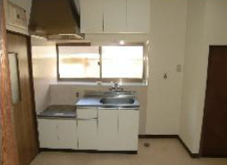 東村山市萩山町３丁目の一戸建てのキッチン