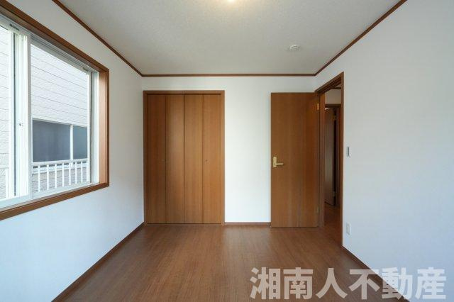 藤沢市西富２丁目１６－１２戸建ての洋室|使い勝手のいい洋室です