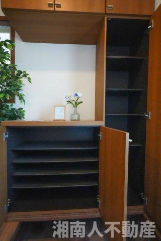 藤沢市西富２丁目１６－１２戸建ての収納|便利な収納スペースです