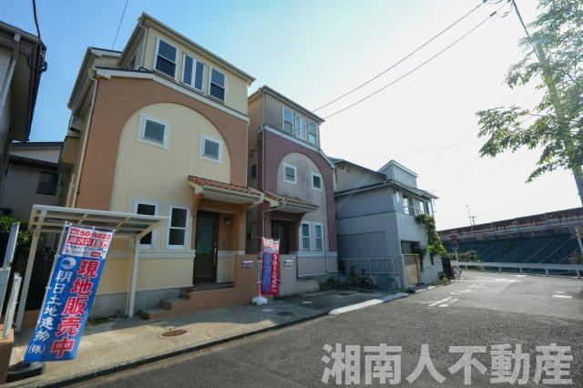 藤沢市西富２丁目１６－１２戸建ての前面道路含む現地写真|前面道路含む現地写真です