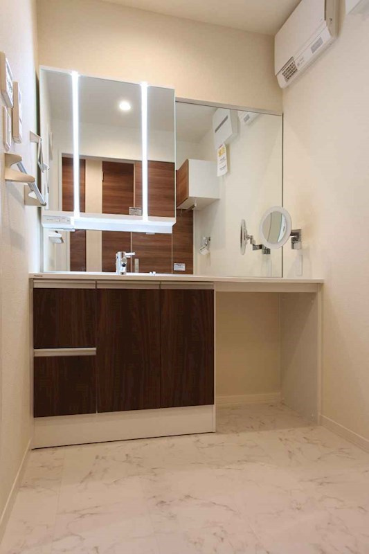 N-CUBEの独立洗面台