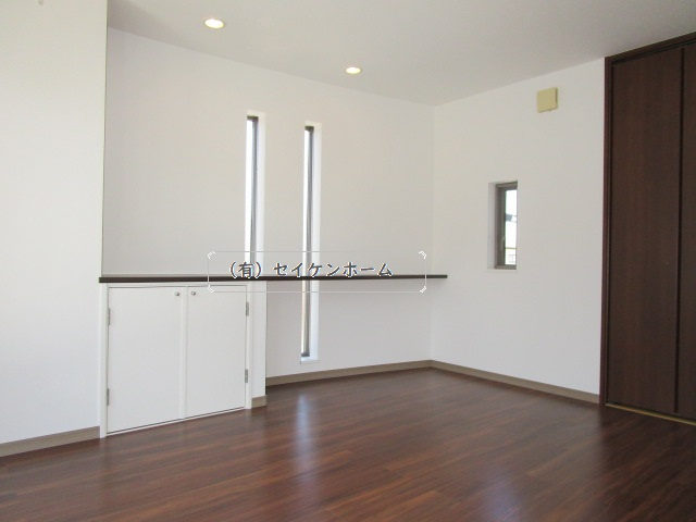 本庄市小島1丁目　　中古戸建の居間・リビング