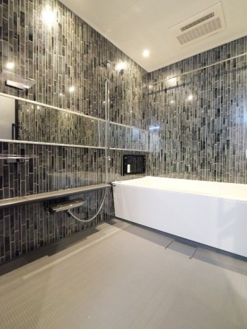 プレジオ宝塚ASIANの浴室