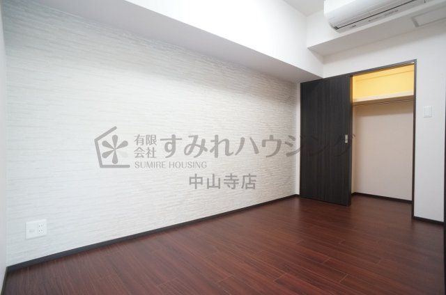 プレジオ宝塚ASIANの寝室