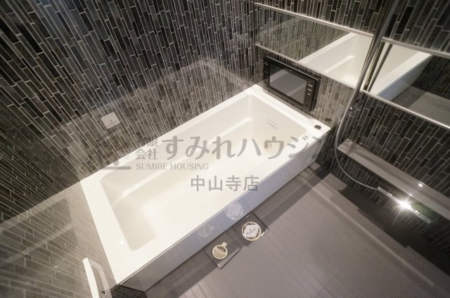 プレジオ宝塚ASIANの浴室
