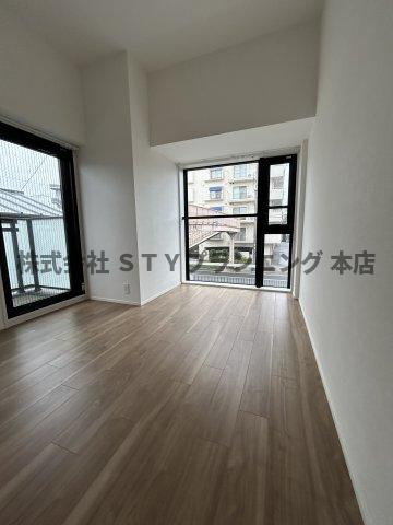 仲介手数料０円！RICHED’OR川名駅の居間・リビング