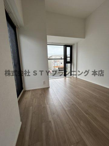 仲介手数料０円！RICHED’OR川名駅の居間・リビング