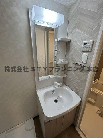 仲介手数料０円！RICHED’OR川名駅の独立洗面台