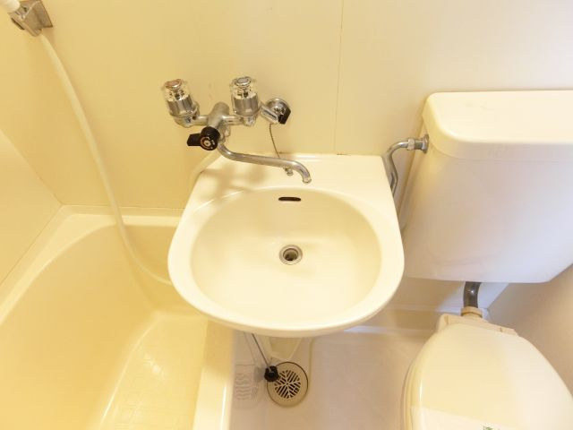 ハイツタキダニの独立洗面台|同物件別部屋イメージ写真