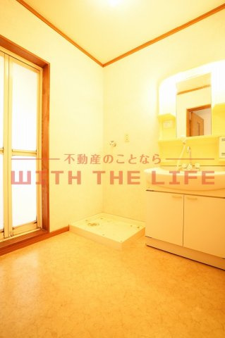 エクセルハイツ【キャッシュバック対象物件】の洗面所|コンパクトで使いやすい洗面所