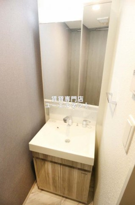 【独立洗面台】 | ラドゥセール江坂2 | 清潔感のある洗面台