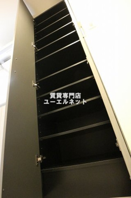 【設備】 | ラドゥセール江坂2 | シューズボックス