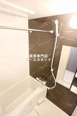 【浴室】 | ラドゥセール江坂2 | ゆったりとしたバスルーム