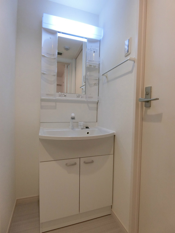 リブリ・アルバ中村公園の洗面所