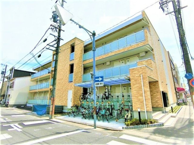 リブリ・アルバ中村公園の外観