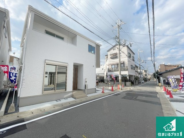 京都市西京区桂池尻町　第1期・第2期　新築一戸建ての外観|安心の10年保証！外観を美しく保ち、雨水で汚れを落とします！気になることがありましたら、お気軽にお問い合わせください！