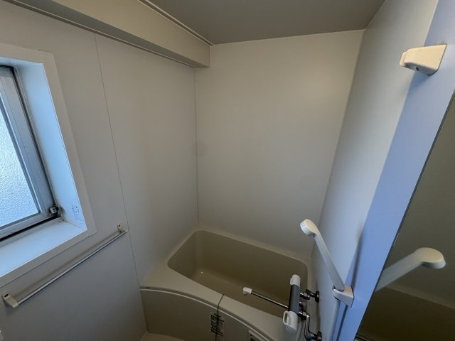 ハイツ最上の浴室