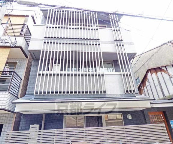 ウエストポイント堀の外観