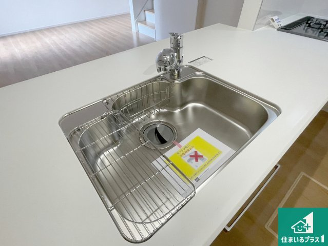 京都市西京区桂池尻町　第1期・第2期　新築一戸建ての設備|洗い物も楽にできる、広々シンク！