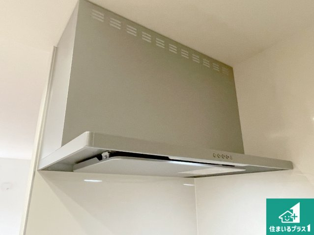 京都市西京区桂池尻町　第1期・第2期　新築一戸建ての設備|汚れにくいスロットフィルタでお手入れラクラク！ＬＥＤ照明付き！